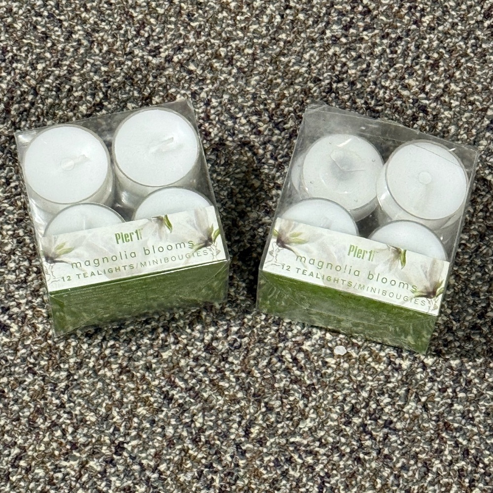 Vintage Pier 1 Magnolia Blooms Tea Lights Scented Candles Lot of 23 Boxed